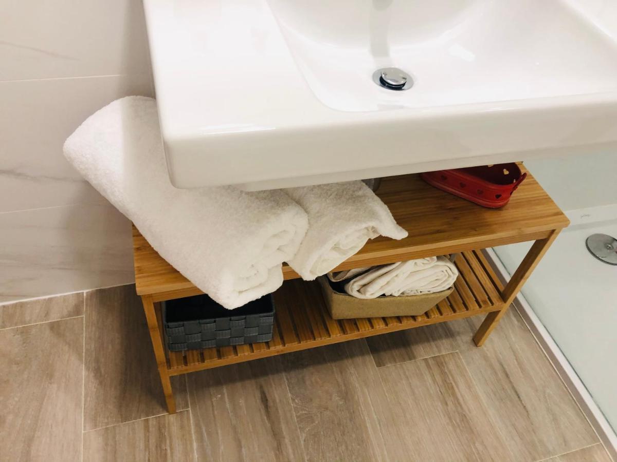 Habitacion Con Bano Privado Bilbao Ngoại thất bức ảnh