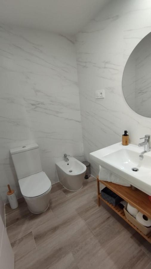 Habitacion Con Bano Privado Bilbao Ngoại thất bức ảnh