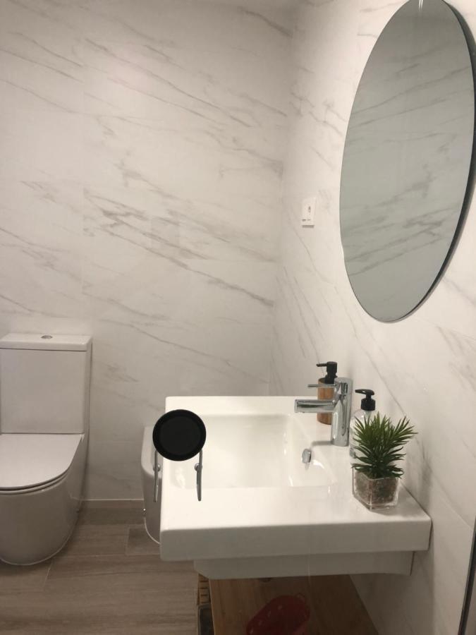Habitacion Con Bano Privado Bilbao Ngoại thất bức ảnh